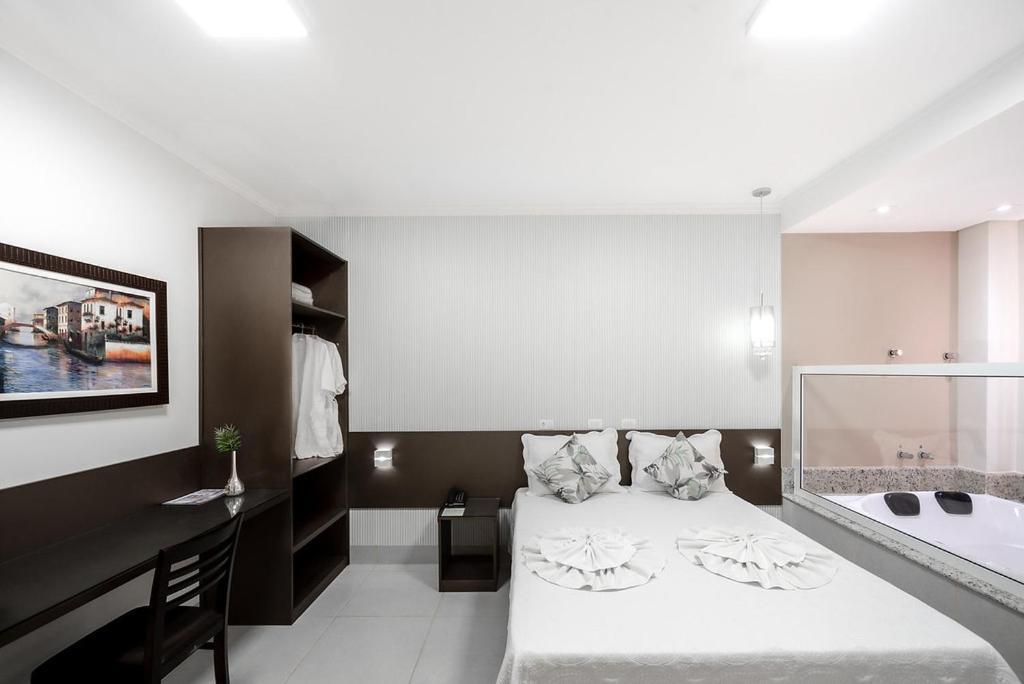 Caligio Hotel Pirapozinho エクステリア 写真